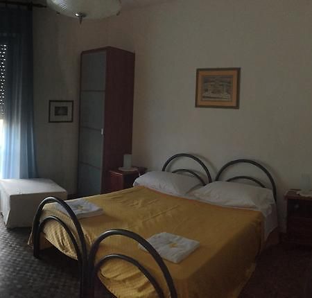 Guesthouse Sayuri Firenze Bagian luar foto