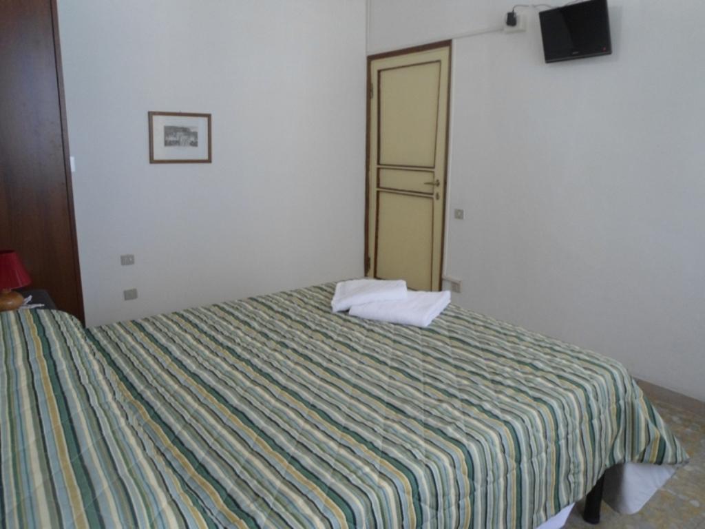 Guesthouse Sayuri Firenze Bagian luar foto