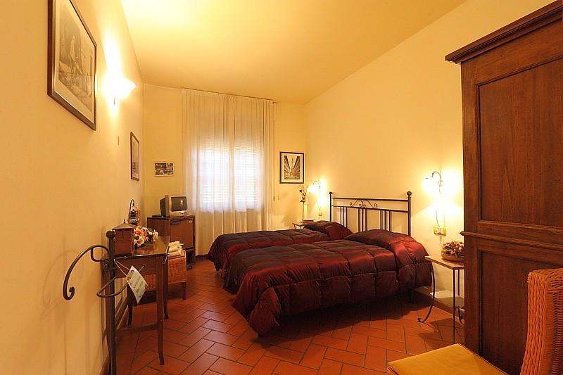 Guesthouse Sayuri Firenze Bagian luar foto