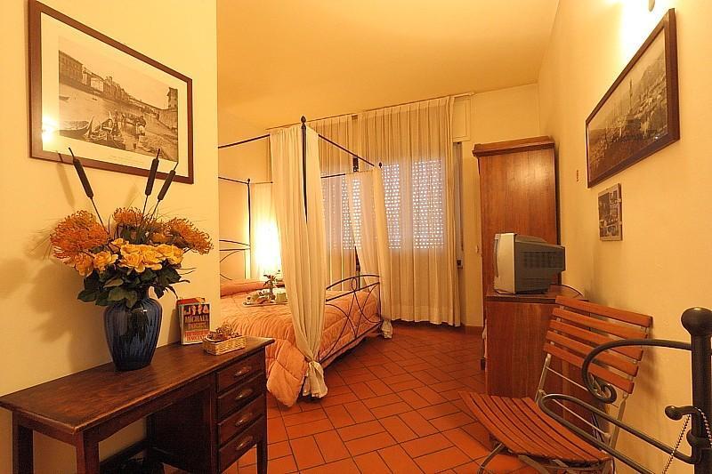 Guesthouse Sayuri Firenze Bagian luar foto